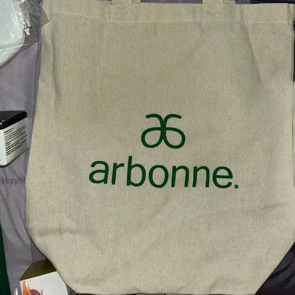 Set of 10 Arbonne Products - Great gift! - Picture 8 of 16